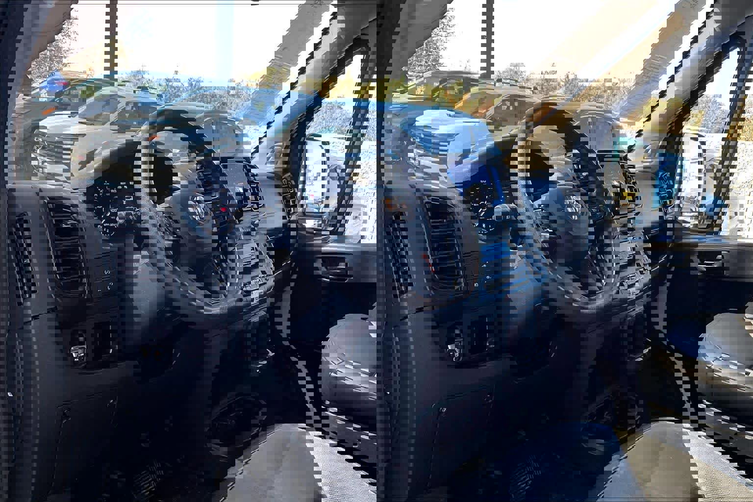 Used 2023 RAM ProMaster 2500 w/ Convenience Group image 17