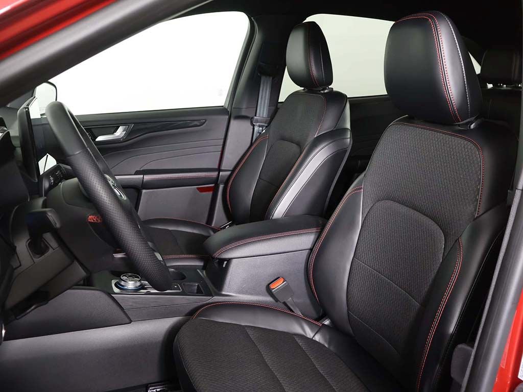 Used 2023 Ford Escape ST-Line w/ Tech Pack #1 AWD/4WD image 28