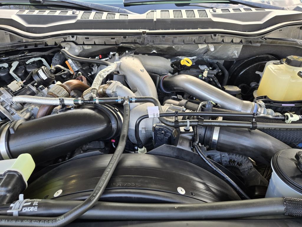 Used 2020 Ford F250 Lariat w/ Lariat Ultimate Package image 30