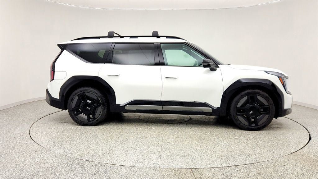Used 2025 Kia EV9 GT-Line AWD/4WD image 4