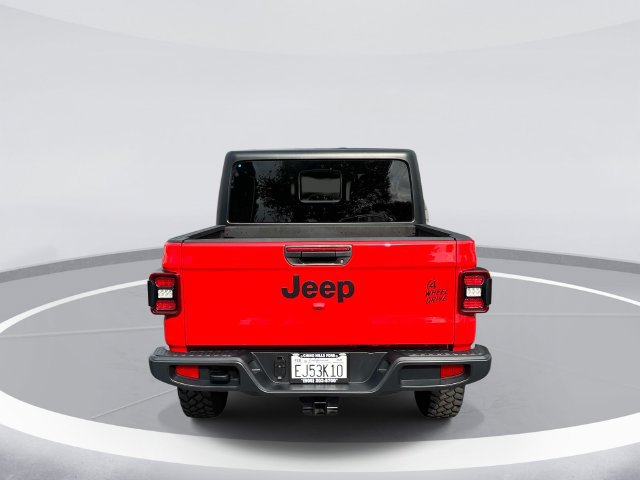 Used 2025 Jeep Gladiator Sport AWD/4WD image 5