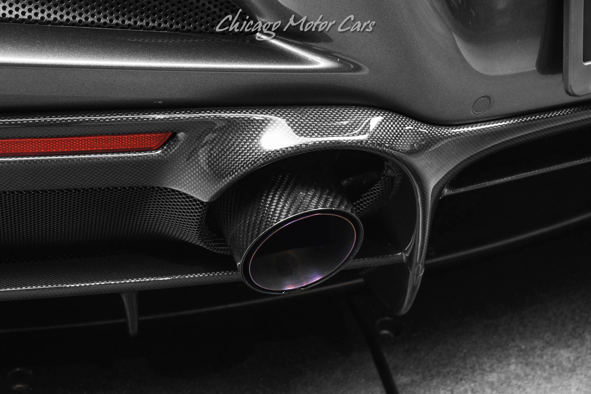 Used 2022 Ferrari F8 Tributo image 45