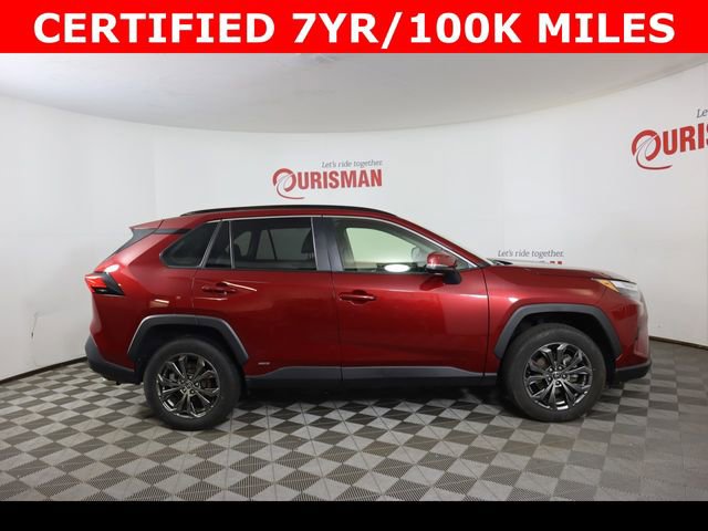Used 2022 Toyota RAV4 XLE Premium image 12