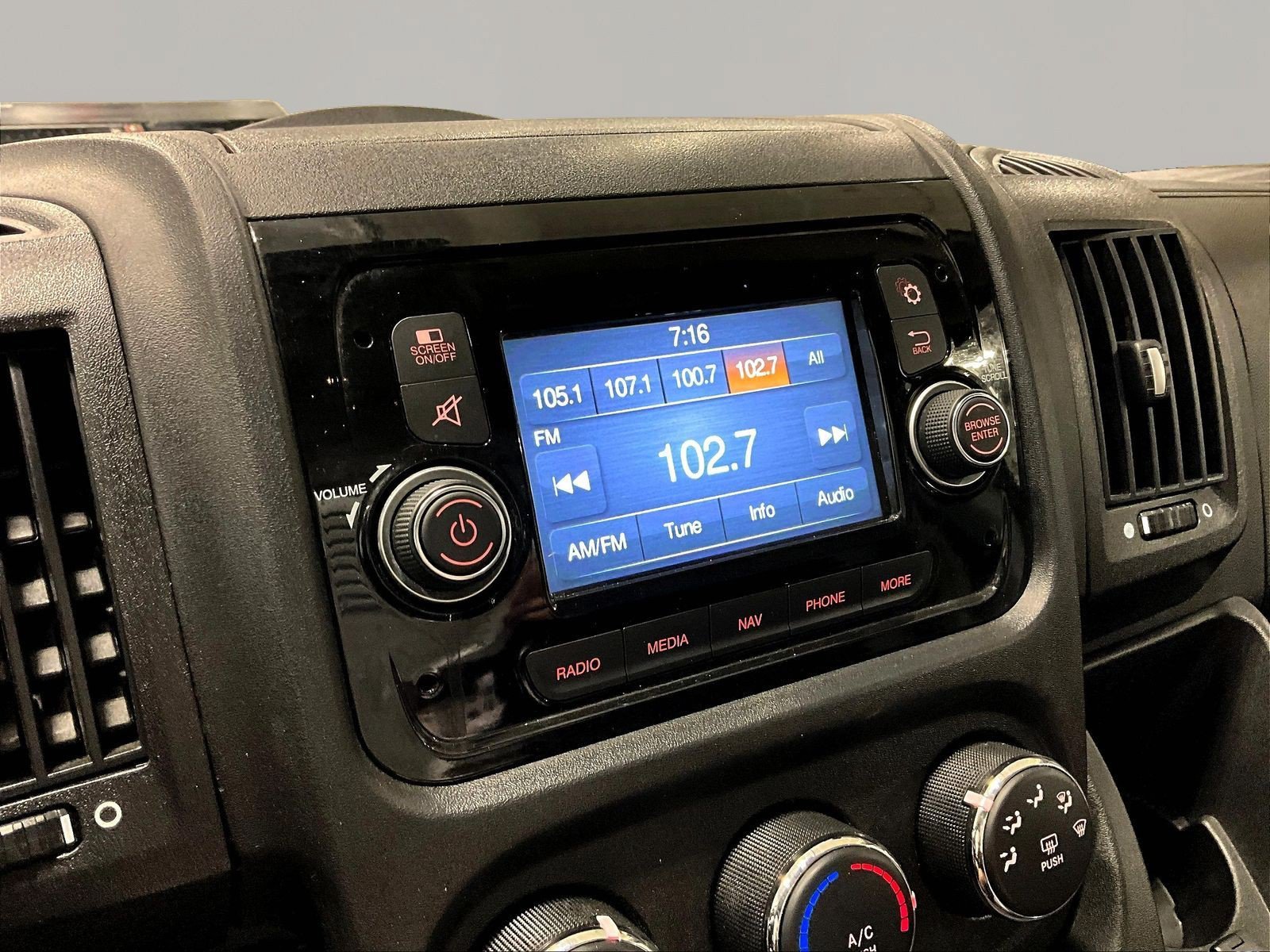 Used 2019 RAM ProMaster 2500 w/ Interior Convenience Group FWD image 15