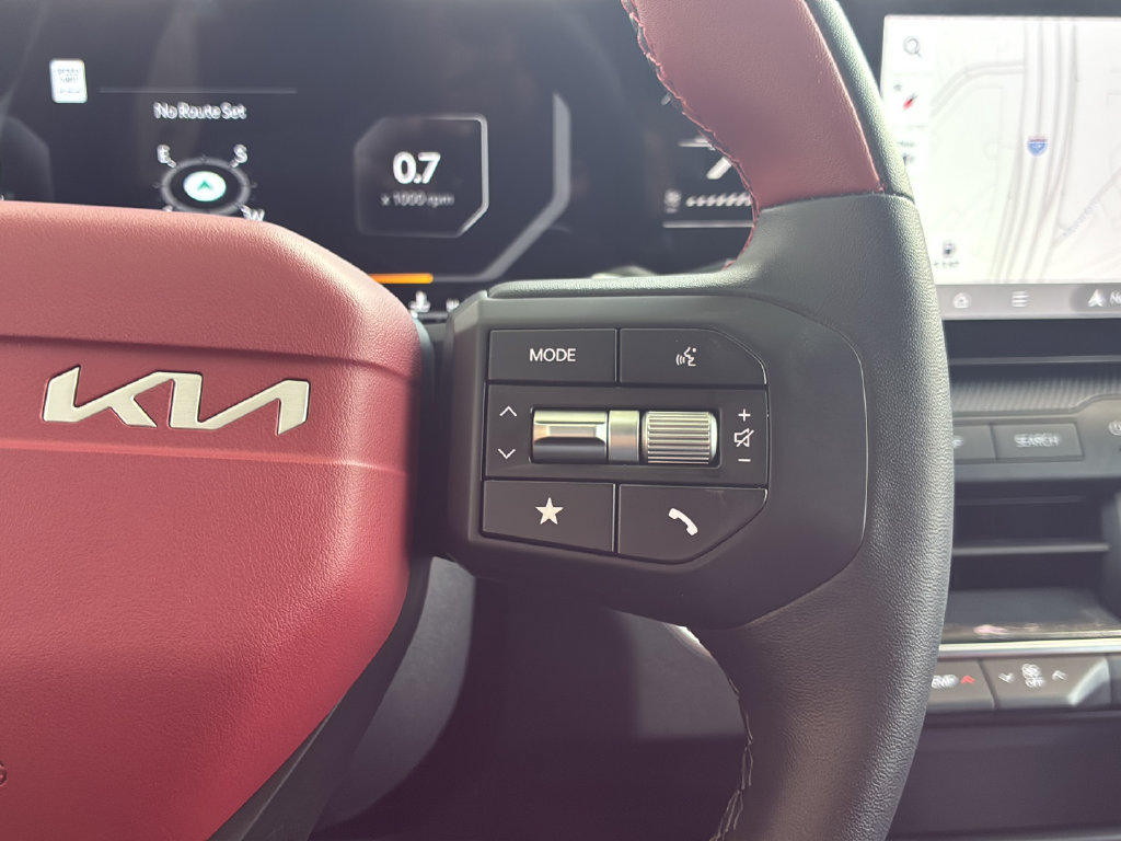 New 2026 Kia K4 GT-Line w/ GT-Line Premium Package FWD image 34
