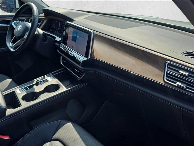 Certified 2024 Volkswagen Atlas SE FWD image 25