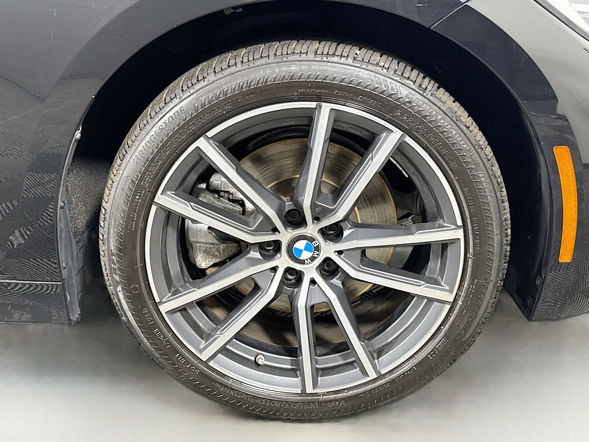 Used 2019 BMW 330i xDrive Sedan w/ Convenience Package AWD/4WD image 32