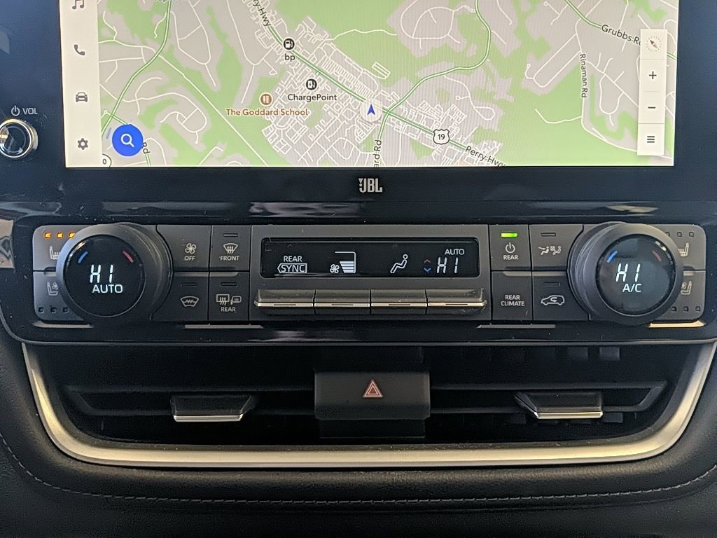 Used 2024 Toyota Grand Highlander Limited image 21