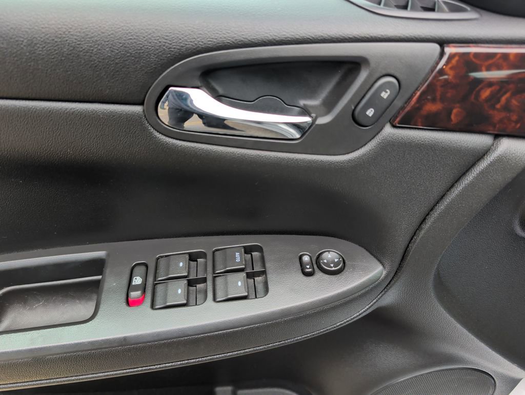 Used 2013 Chevrolet Impala LS image 10