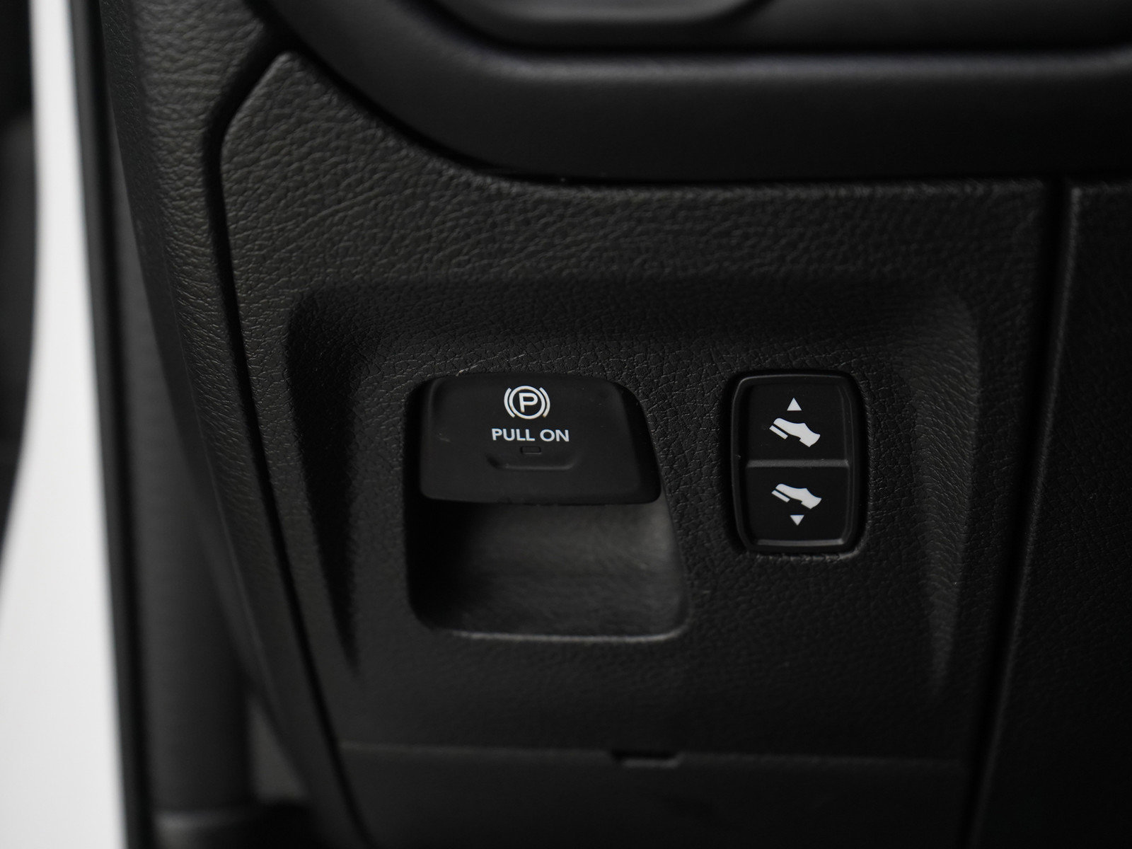 Used 2023 RAM 1500 Limited image 25