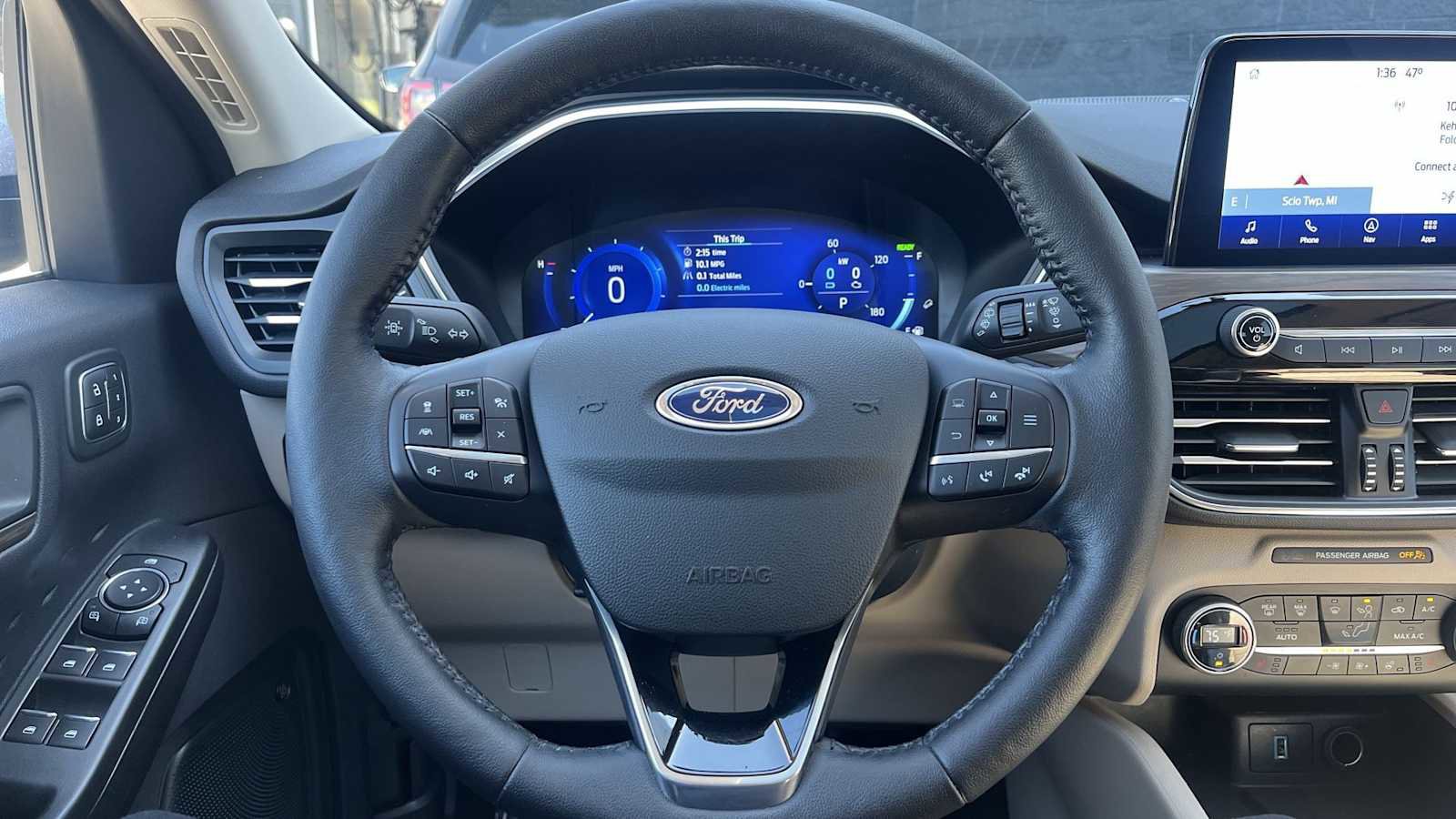 Used 2020 Ford Escape Titanium w/ Titanium Premium Package 2.0 image 31