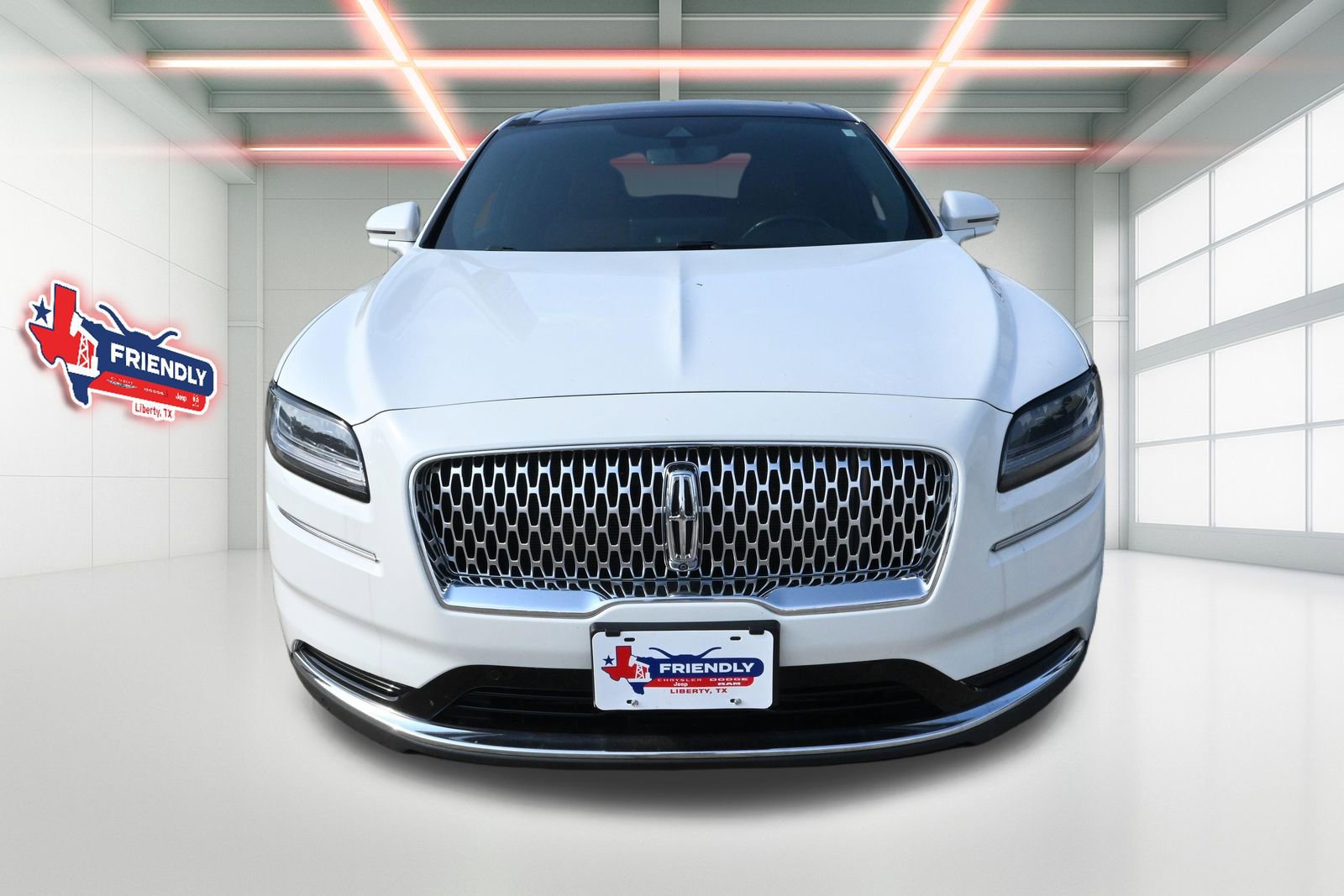 Used 2022 Lincoln Nautilus Reserve w/ Equipment Group 201A FWD image 6