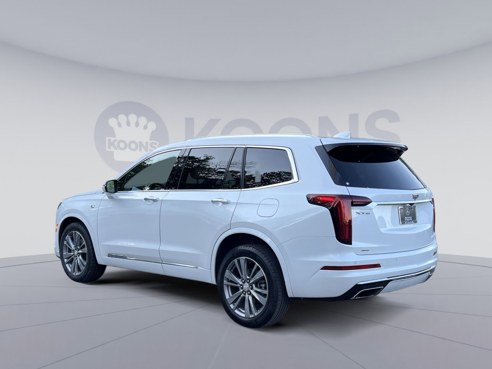 Used 2023 Cadillac XT6 Premium Luxury AWD/4WD image 12