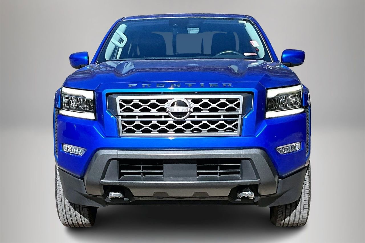 Used 2024 Nissan Frontier SL w/ Technology Package image 3