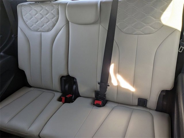 Used 2022 Hyundai Palisade Limited image 24