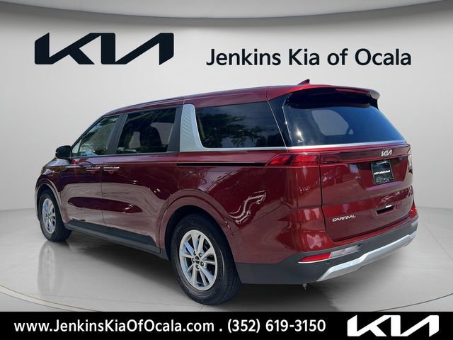 Used 2024 Kia Carnival LX FWD image 6