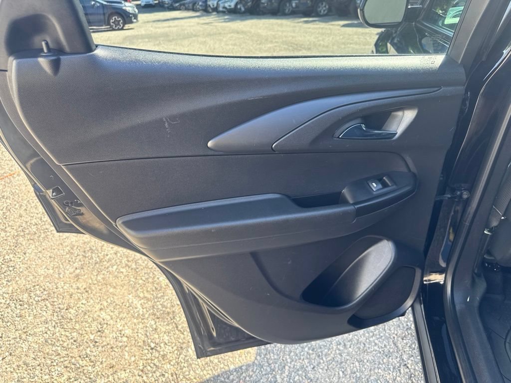 Used 2022 Chevrolet TrailBlazer RS AWD/4WD image 17