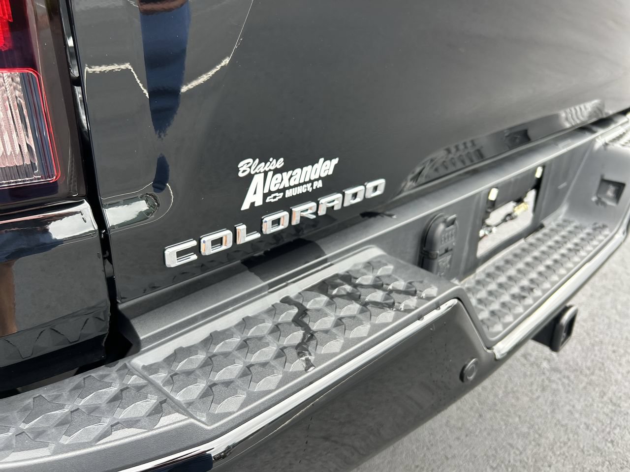 New 2026 Chevrolet Colorado LT w/ LT Convenience Package AWD/4WD image 11