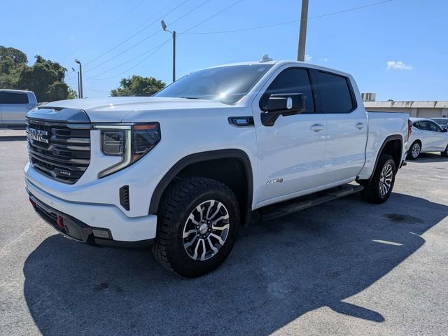 Used 2022 GMC Sierra 1500 AT4 w/ Technology Package AWD/4WD image 7