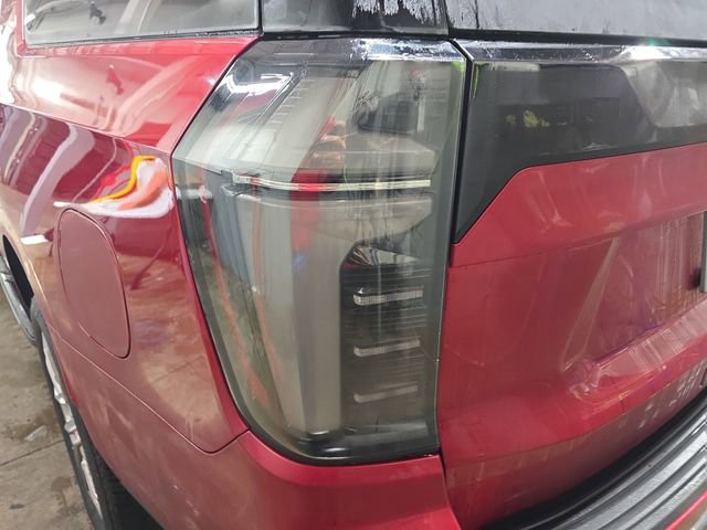 New 2026 Chevrolet Suburban Premier w/ Sun And Tow Package image 39