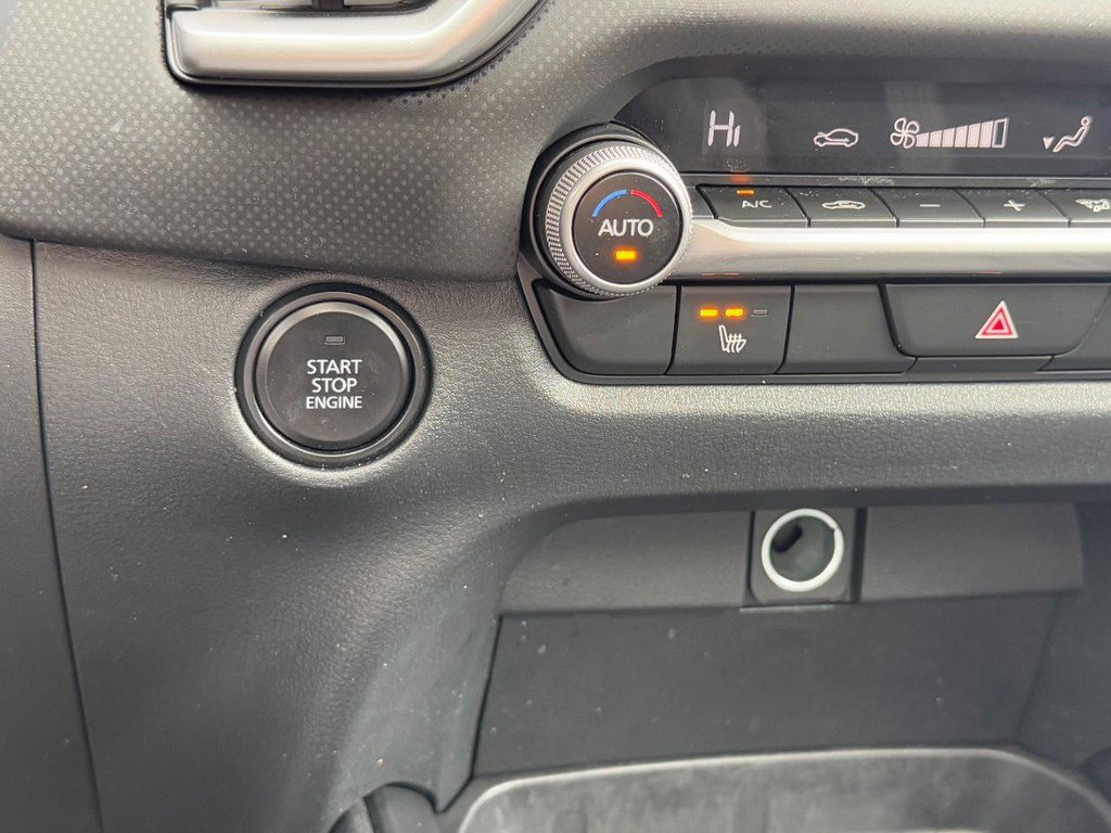 Used 2025 MAZDA CX-50 AWD 2.5 S w/ Premium Package image 19