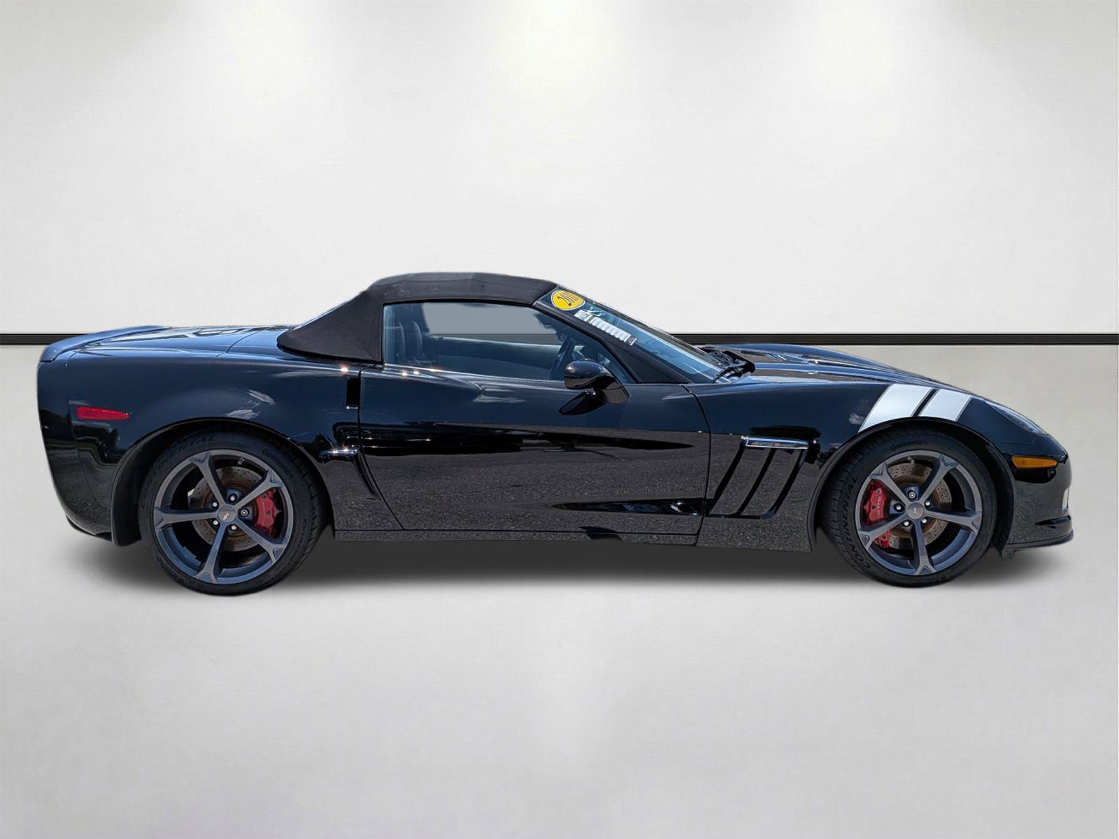 Used 2011 Chevrolet Corvette Grand Sport w/ Preferred Equipment Group RWD image 3