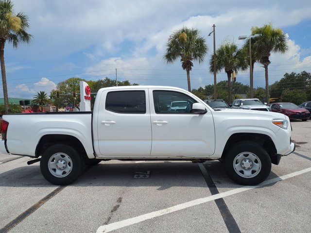 Certified 2023 Toyota Tacoma SR AWD/4WD image 4