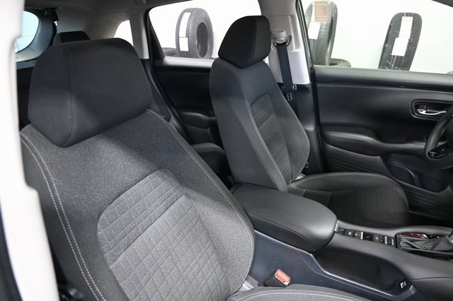 Used 2023 Honda HR-V LX image 9