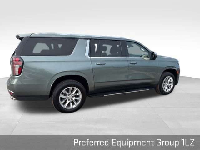 Used 2023 Chevrolet Suburban Premier image 21