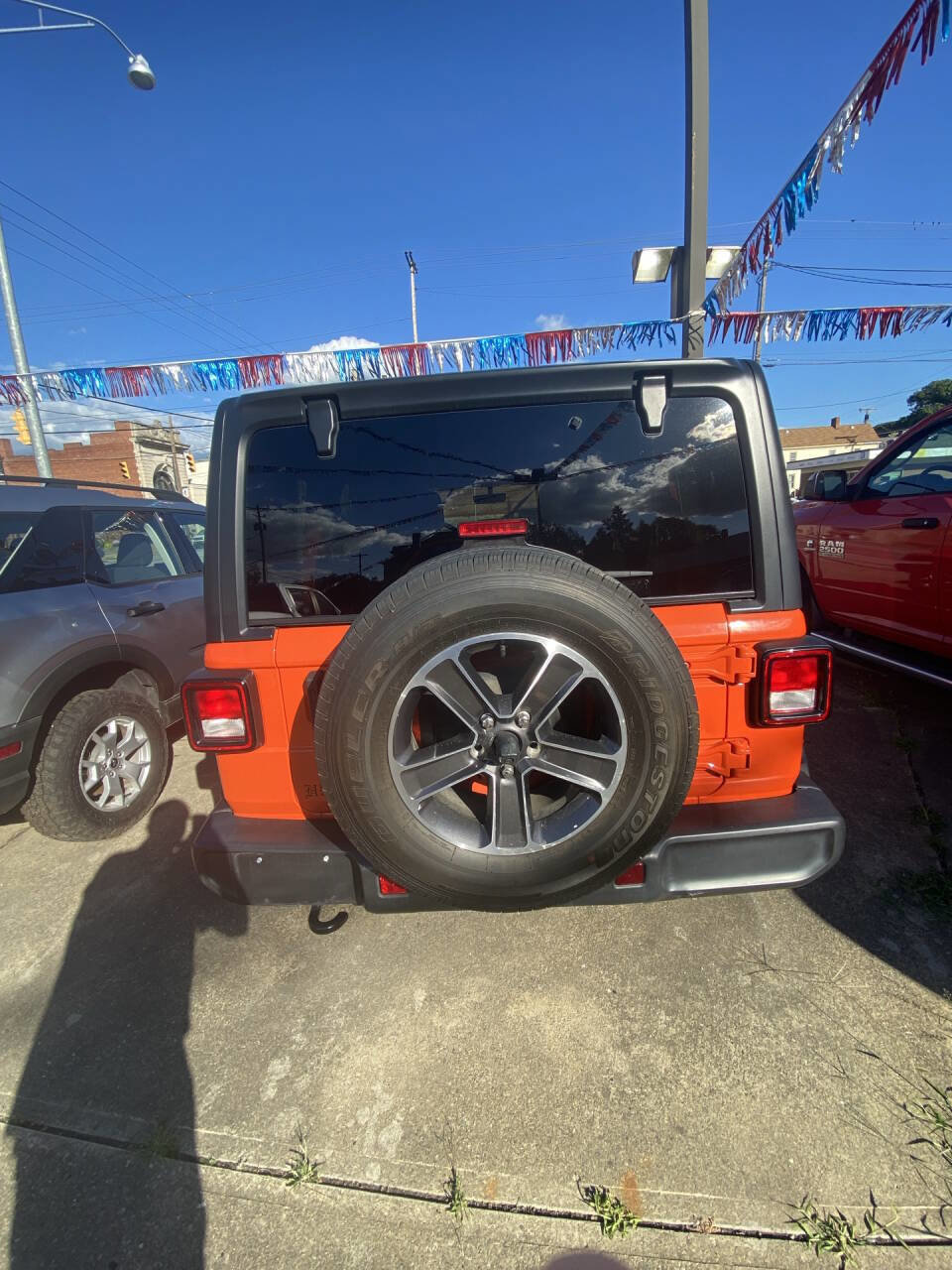 Used 2023 Jeep Wrangler Unlimited Sahara image 6