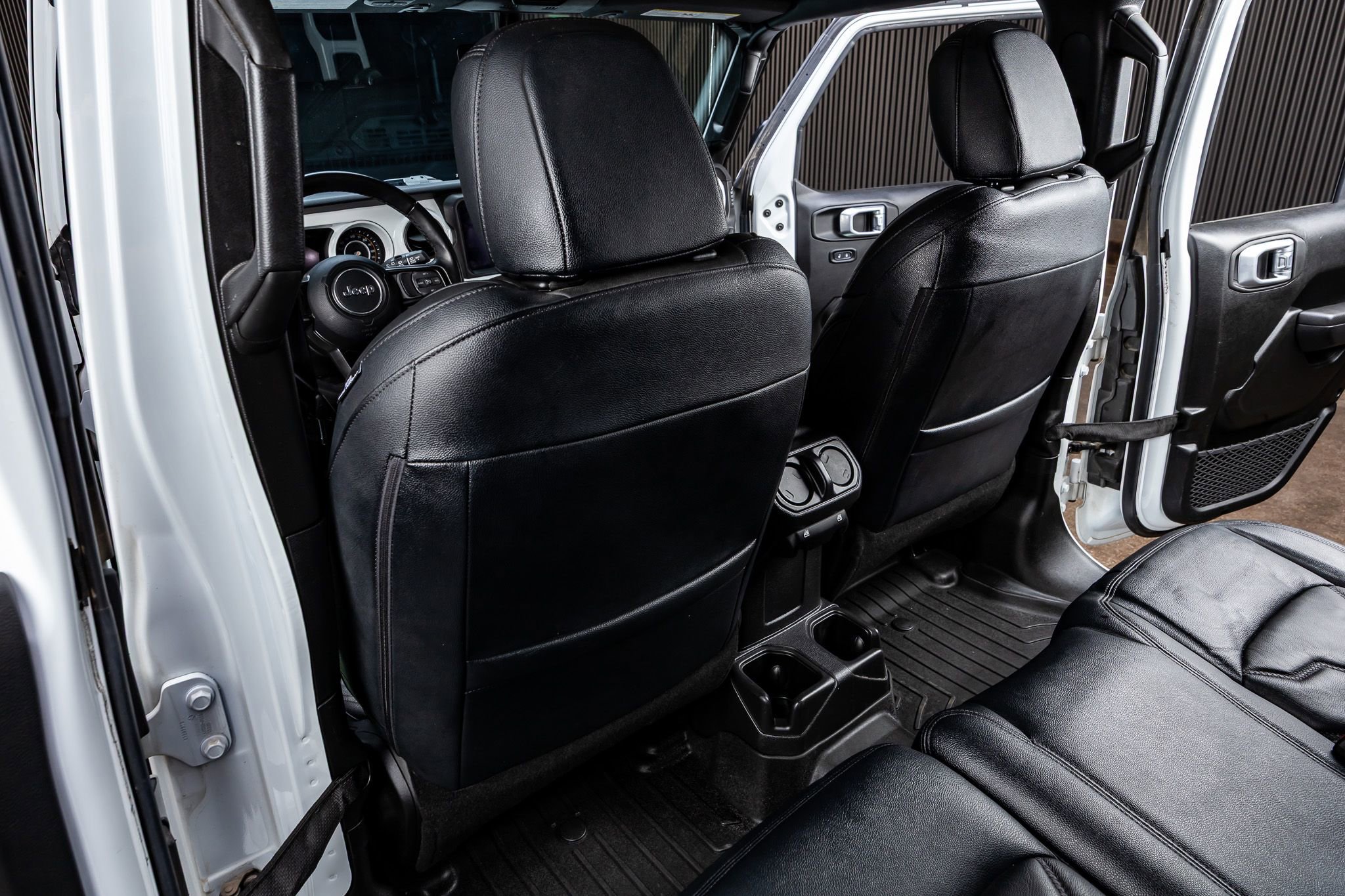 Used 2021 Jeep Wrangler Unlimited Sport image 33