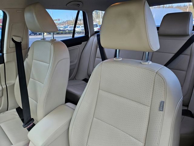 Used 2013 Volkswagen Jetta TDI image 23