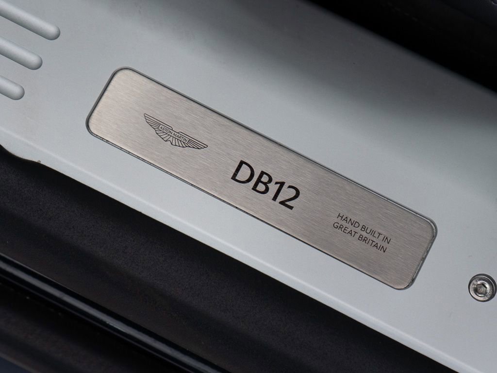 Used 2025 Aston Martin DB12 Coupe image 13