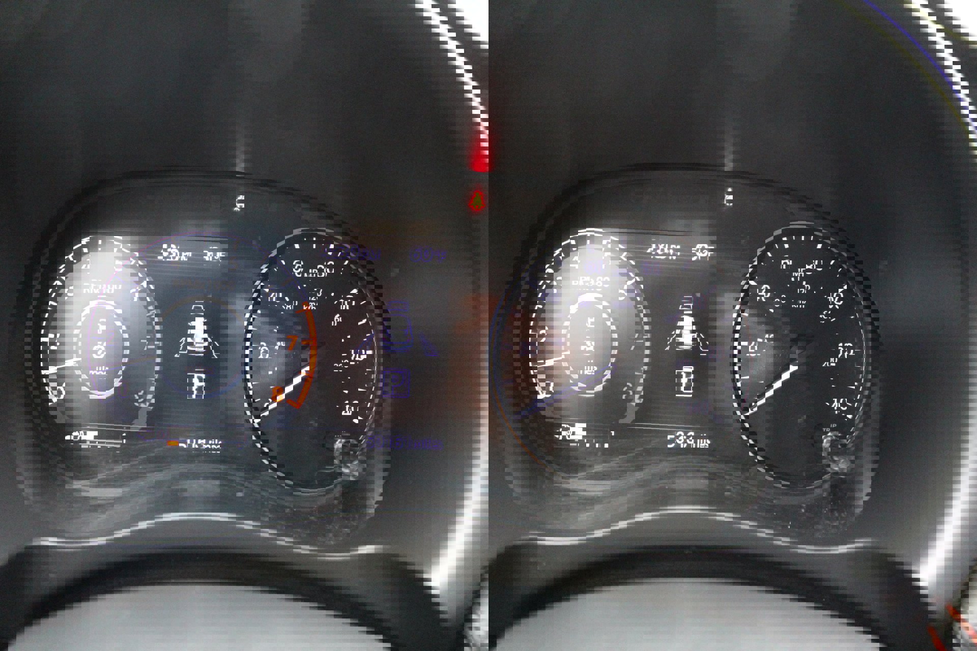 Used 2024 Nissan Kicks SR w/ SR Premium Package image 35