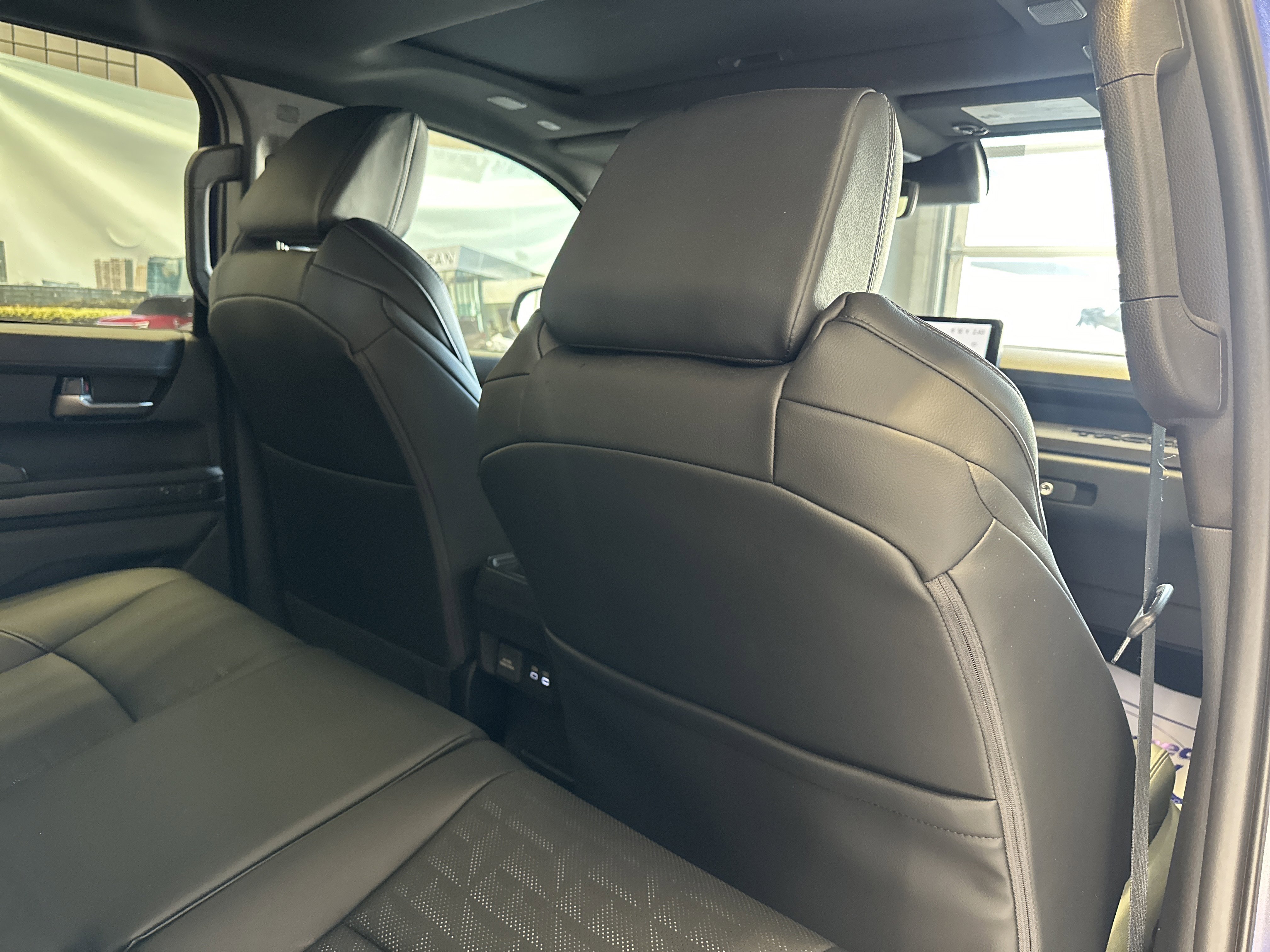 Used 2025 Toyota Tacoma TRD Sport image 23