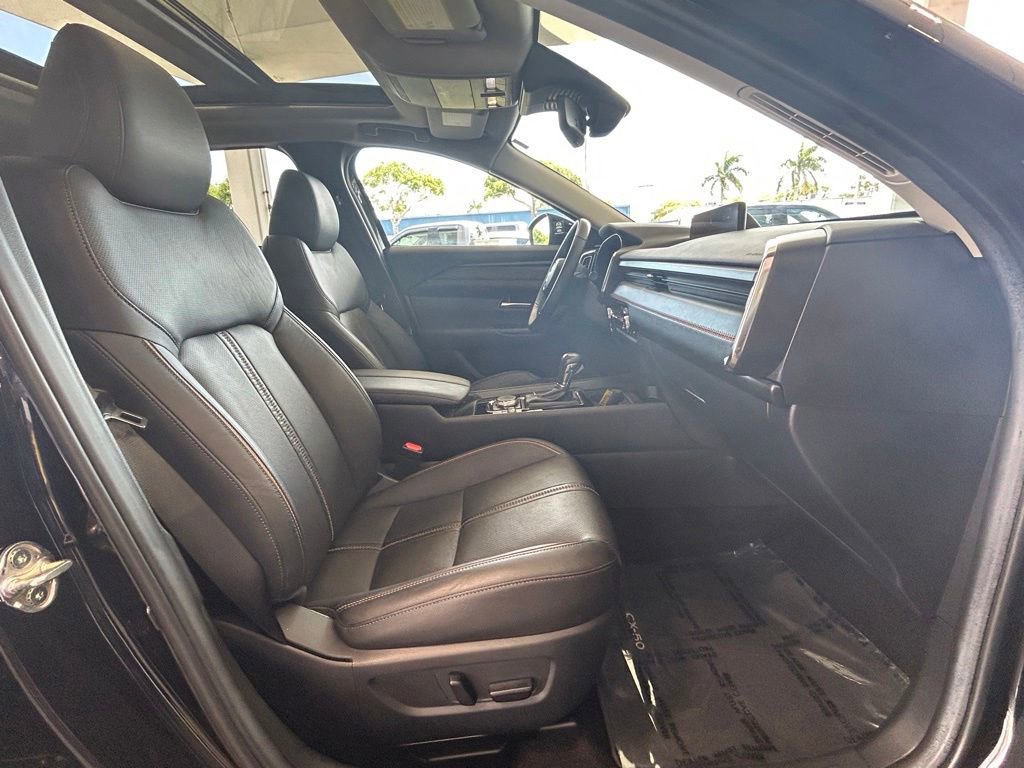 Used 2025 MAZDA CX-50 AWD 2.5 S w/ Premium Plus Pkg image 24