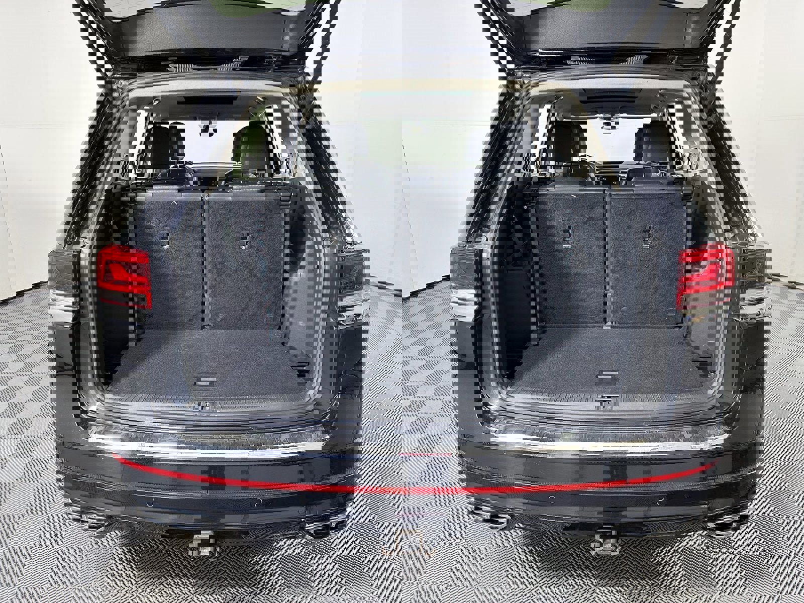 Used 2021 Volkswagen Atlas SE image 10