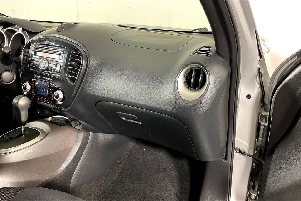 Used 2013 Nissan Juke SV AWD/4WD image 22
