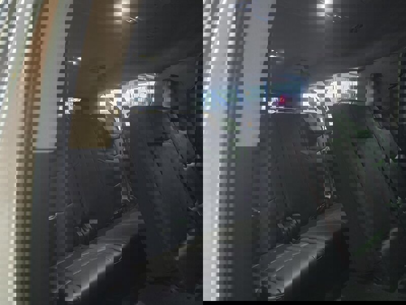 Used 2017 Cadillac Escalade ESV Premium Luxury image 23