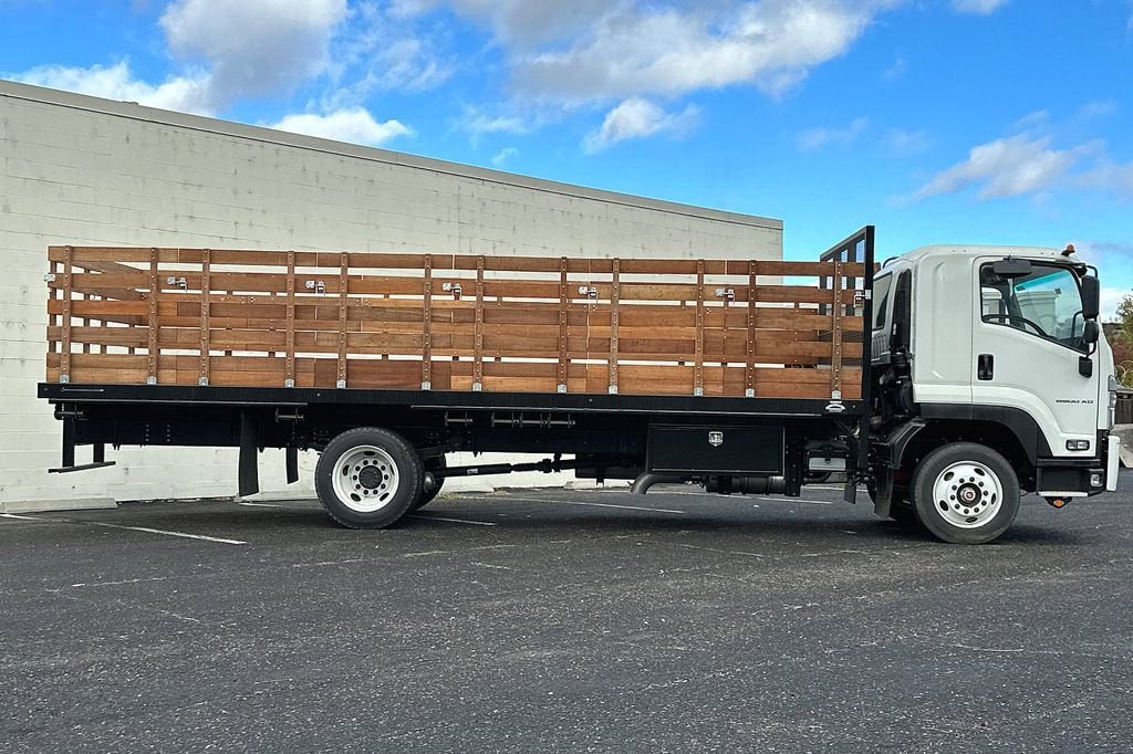 New 2023 Chevrolet Low Cab Forward 6500XD RWD image 3