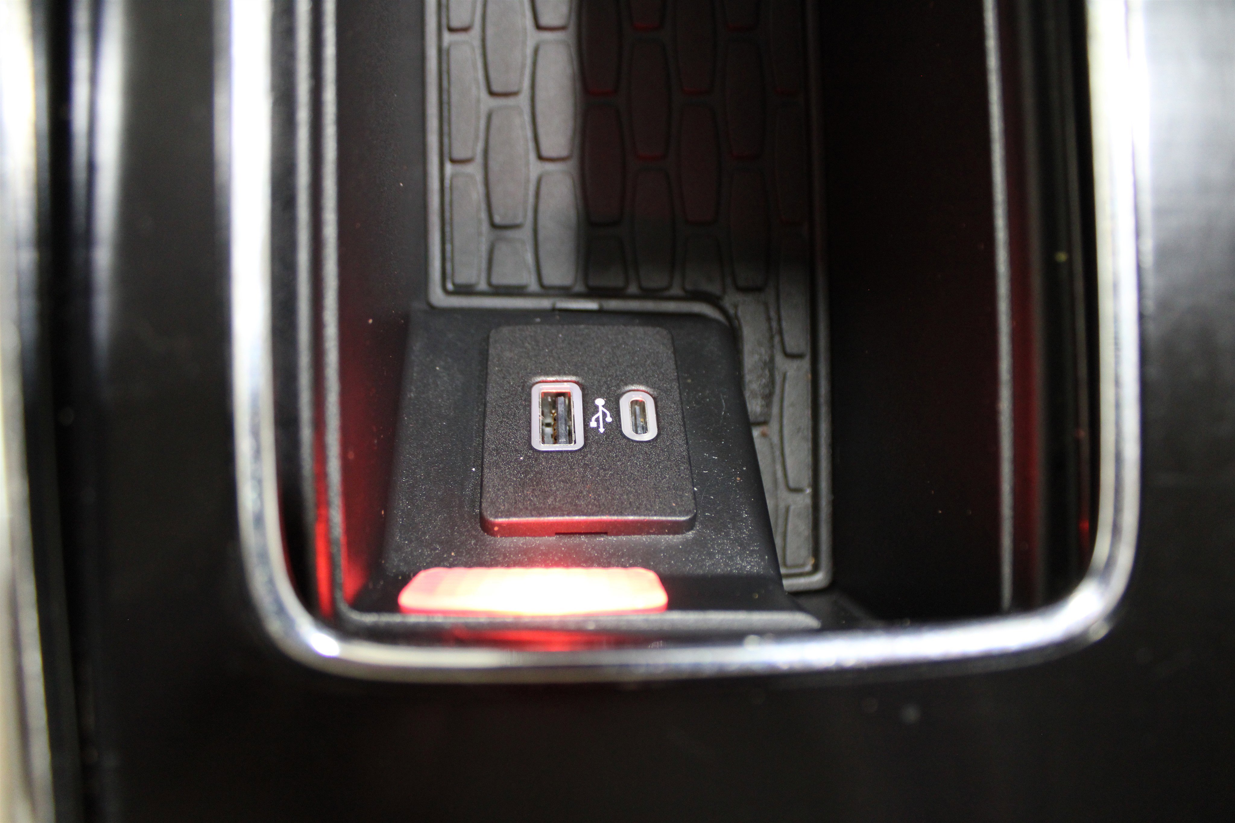 Used 2022 Lincoln Aviator Reserve w/ Equipment Group 201A image 23