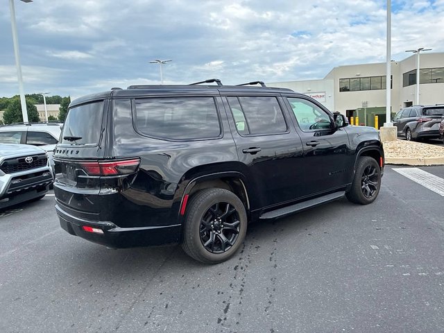 Used 2023 Jeep Wagoneer Series II AWD/4WD image 7