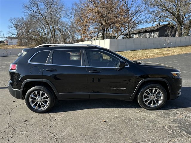 Used 2019 Jeep Cherokee Latitude Plus image 5