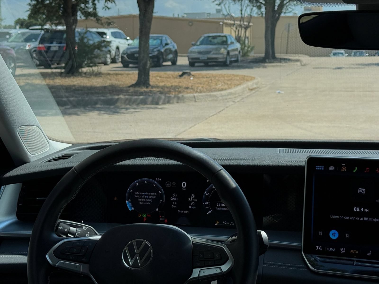 Used 2026 Volkswagen Tiguan SE AWD/4WD image 34