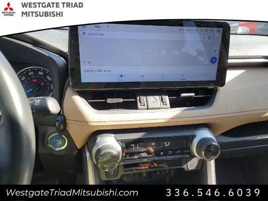 Used 2022 Toyota RAV4 XLE Premium image 10