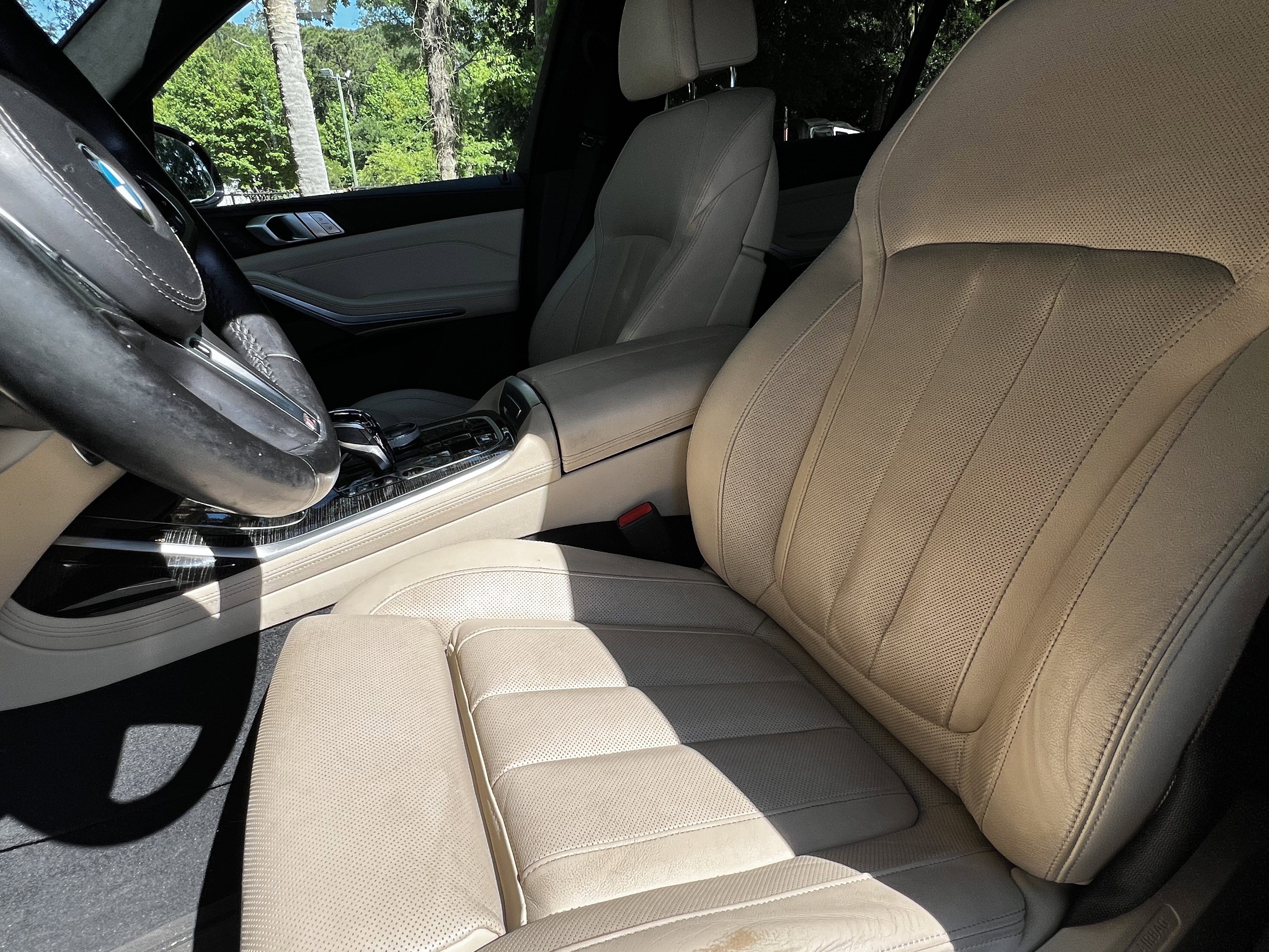 Used 2021 BMW X7 M50i AWD/4WD image 17
