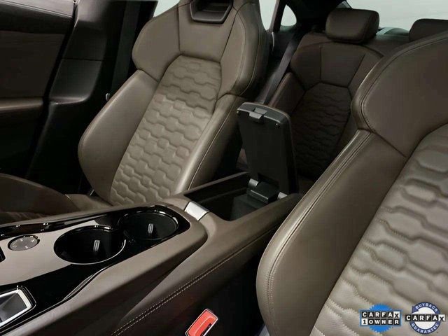 Used 2022 Audi e-tron GT Premium Plus image 58