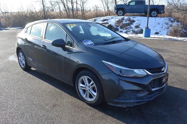 Certified 2017 Chevrolet Cruze LT image 10