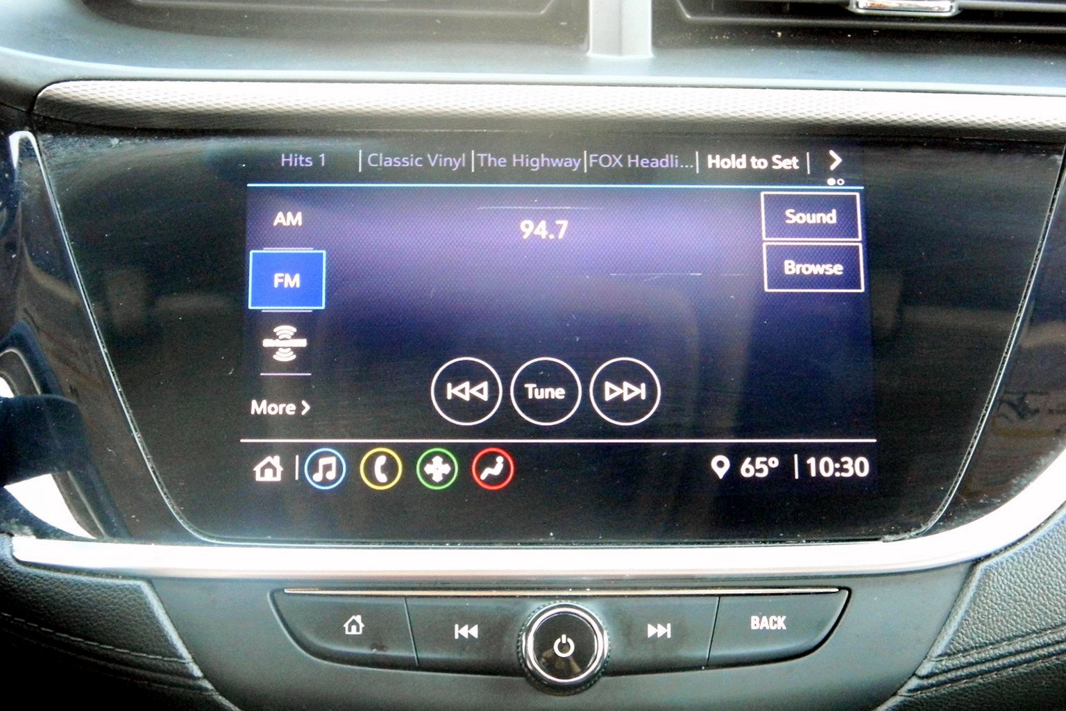 Used 2020 Buick Encore GX Select image 18