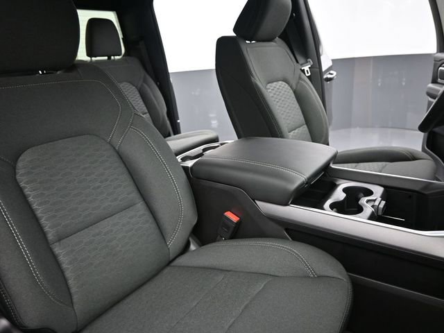 New 2026 RAM 1500 4x4 Crew Cab image 24